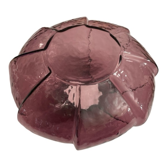 Large Elegant Purple round Ribbed Glass Vase. 6” Tall and 25” all way around. - Picture 4 of 10